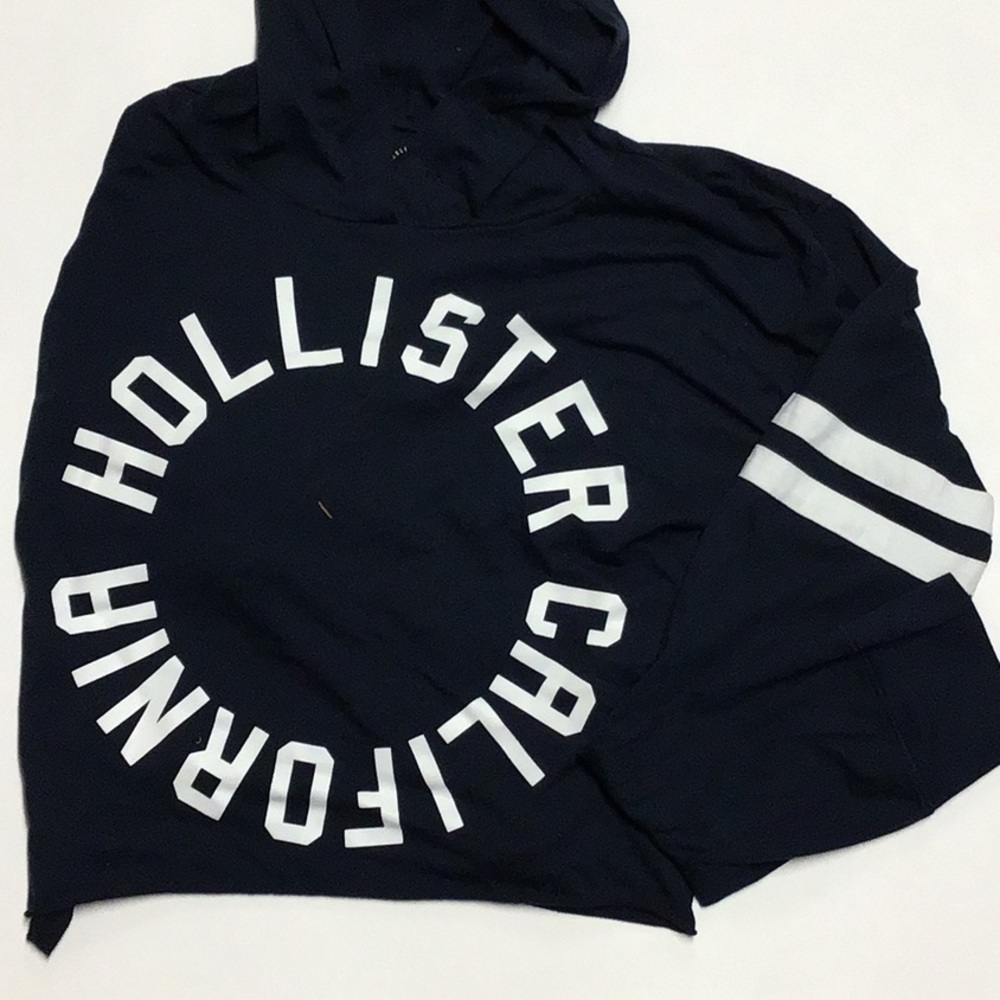cropped hoodie